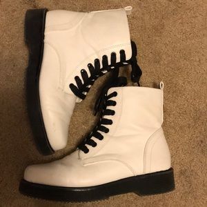 White combat boots (8)